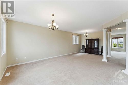 215 Huntsville Drive, Ottawa, ON - Indoor