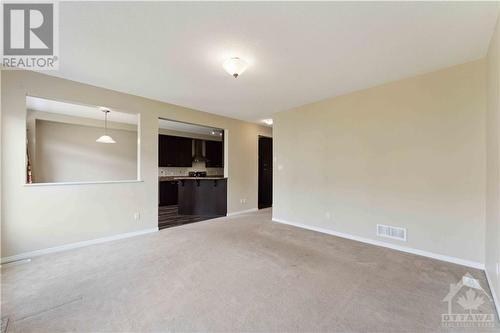 215 Huntsville Drive, Ottawa, ON - Indoor Photo Showing Other Room