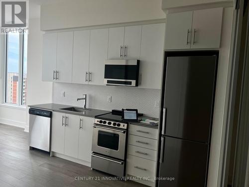 1415 - 212 King William Street N, Hamilton, ON - Indoor Photo Showing Kitchen With Stainless Steel Kitchen