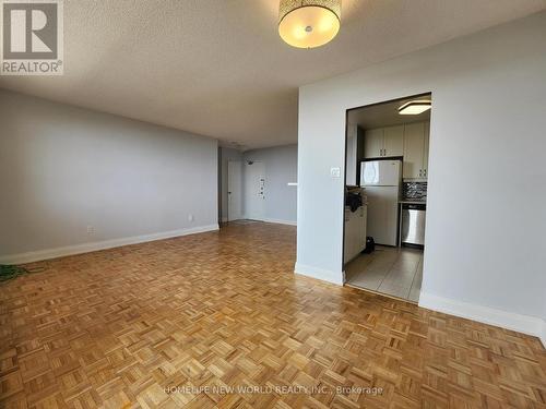 904 - 3145 Queen Frederica Drive, Mississauga, ON - Indoor Photo Showing Other Room