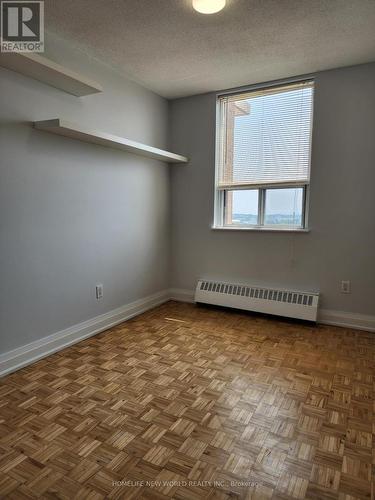 904 - 3145 Queen Frederica Drive, Mississauga (Applewood), ON - Indoor Photo Showing Other Room