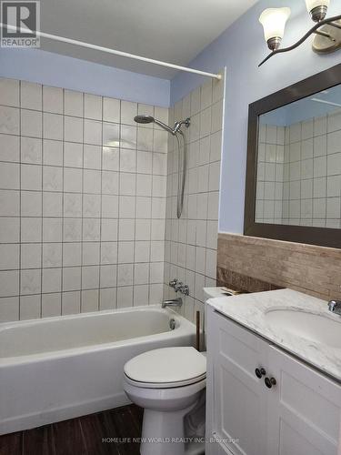 904 - 3145 Queen Frederica Drive, Mississauga (Applewood), ON - Indoor Photo Showing Bathroom