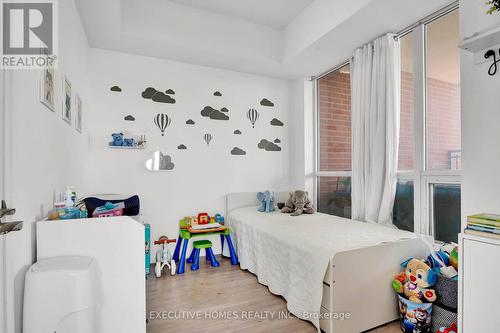 2803 - 830 Lawence Avenue W, Toronto (Yorkdale-Glen Park), ON - Indoor Photo Showing Bedroom