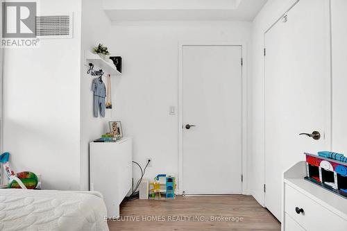 2803 - 830 Lawence Avenue W, Toronto (Yorkdale-Glen Park), ON - Indoor Photo Showing Bedroom