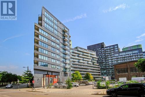 N921 - 120 Bayview Avenue, Toronto (Waterfront Communities), ON - Outdoor With Facade