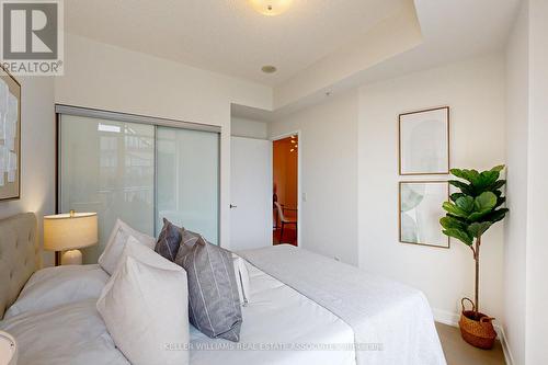 N921 - 120 Bayview Avenue, Toronto (Waterfront Communities), ON - Indoor Photo Showing Bedroom