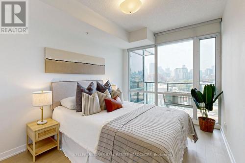 N921 - 120 Bayview Avenue, Toronto (Waterfront Communities), ON - Indoor Photo Showing Bedroom