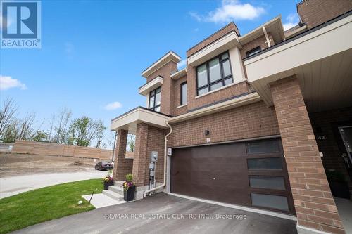 47 Caspian Square, Clarington (Bowmanville), ON - Outdoor