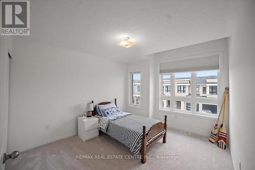 47 Caspian Square, Clarington (Bowmanville), ON - Indoor Photo Showing Bedroom