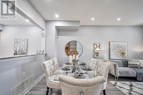 6605 Jazzy Mews, Mississauga (Meadowvale Village), ON - Indoor Photo Showing Dining Room