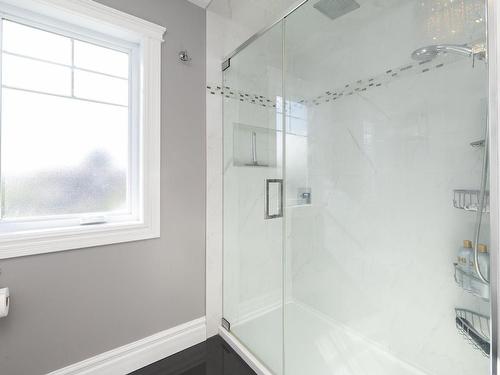 Salle de bains - 223 Rue Pinault, Vaudreuil-Dorion, QC - Indoor Photo Showing Bathroom