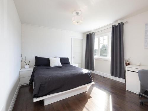 Chambre Ã Â coucher - 223 Rue Pinault, Vaudreuil-Dorion, QC - Indoor Photo Showing Bedroom