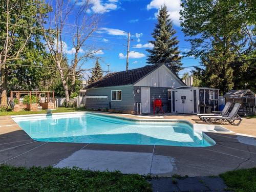 Backyard - 223 Rue Pinault, Vaudreuil-Dorion, QC - Outdoor With In Ground Pool With Backyard