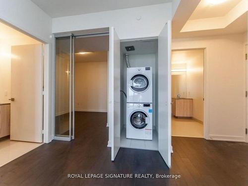 1707-50 Ordnance St, Toronto, ON - Indoor Photo Showing Laundry Room