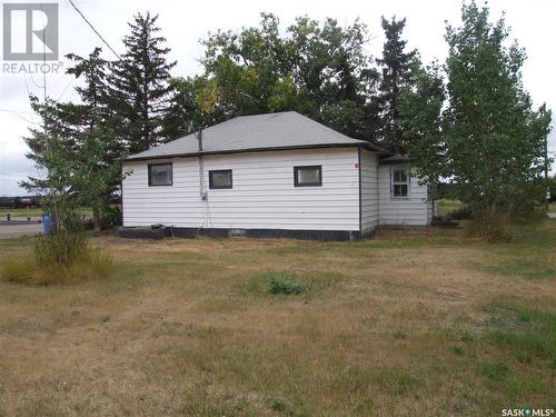 905 Railway Avenue, Burstall, SK - Outdoor