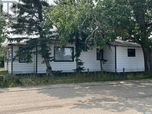 905 Railway Avenue, Burstall, SK - Outdoor