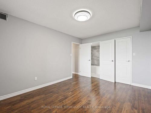 1112-234 Albion Rd, Toronto, ON - Indoor Photo Showing Other Room