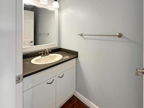 23-1775 Mckinley Crt, Kamloops, BC - Indoor Photo Showing Bathroom