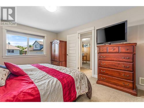 4939 Haskins Court, Kelowna, BC - Indoor Photo Showing Bedroom