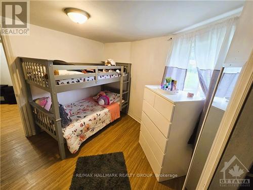 1196 Rainbow Street, Ottawa, ON - Indoor Photo Showing Bedroom