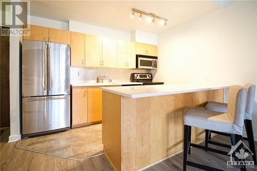 180 York Street Unit#208, Ottawa, ON - Indoor Photo Showing Kitchen With Stainless Steel Kitchen