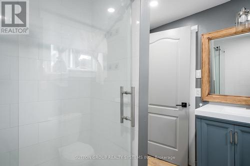 216 Cedar Street, Clearview (Stayner), ON - Indoor Photo Showing Bathroom