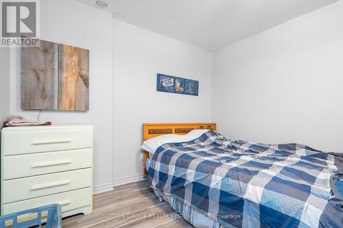 216 Cedar Street, Clearview (Stayner), ON - Indoor Photo Showing Bedroom