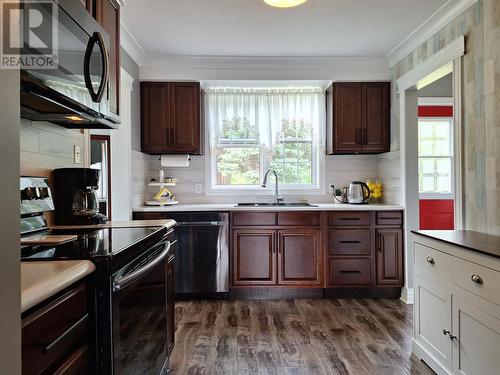 40A Hospital Road, Stephenville Crossing, NL - Indoor Photo Showing Kitchen