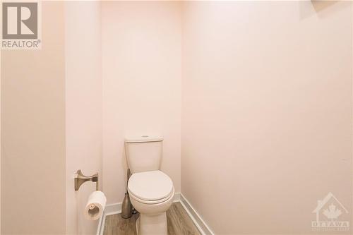 251 Thistledown Court, Ottawa, ON - Indoor Photo Showing Bathroom