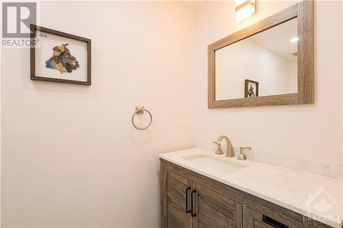 251 Thistledown Court, Ottawa, ON - Indoor Photo Showing Bathroom