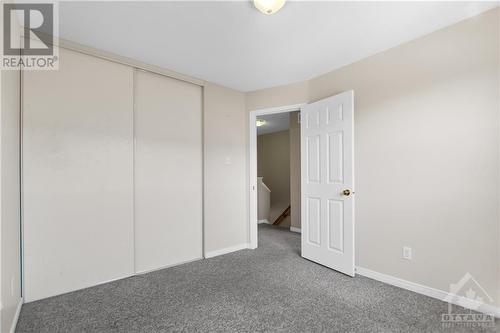 21 Glenhaven Private, Ottawa, ON - Indoor Photo Showing Other Room