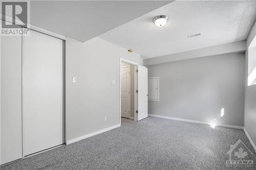 21 Glenhaven Private, Ottawa, ON - Indoor Photo Showing Other Room