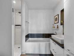 Ensuite bathroom - 