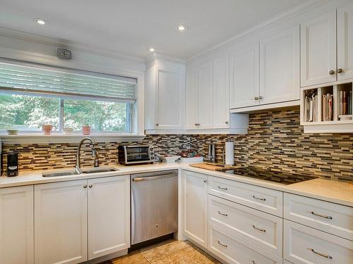 Kitchen - 1584 Rue Roy, Prévost, QC - Indoor Photo Showing Kitchen With Double Sink With Upgraded Kitchen