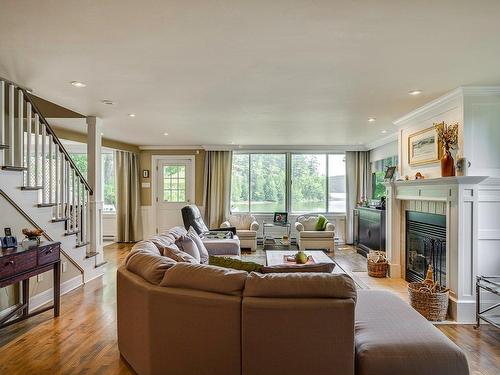 Salon - 1584 Rue Roy, Prévost, QC - Indoor Photo Showing Living Room With Fireplace