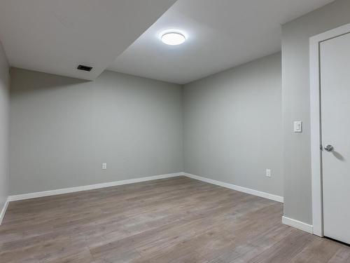 745 Kelly Drive, Kamloops, BC - Indoor Photo Showing Other Room