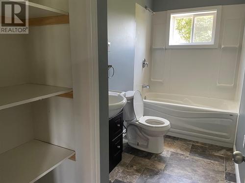 43 Whitney Street, Bay Roberts, NL - Indoor Photo Showing Bathroom