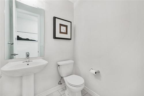 60 Esther Crescent, Thorold, ON - Indoor Photo Showing Bathroom