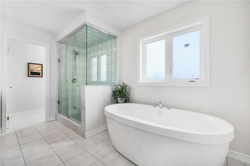 60 Esther Crescent, Thorold, ON - Indoor Photo Showing Bathroom