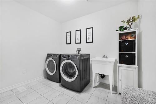 60 Esther Crescent, Thorold, ON - Indoor Photo Showing Laundry Room