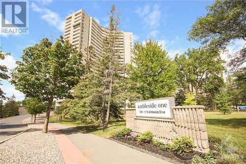 1081 Ambleside Drive Unit#1604, Ottawa, ON - Outdoor