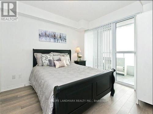 3001 - 275 Yorkland Road, Toronto (Henry Farm), ON - Indoor Photo Showing Bedroom