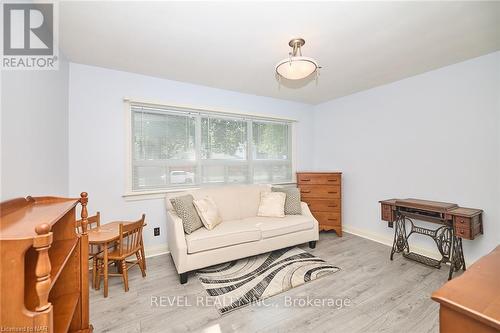 6361 Clare Crescent, Niagara Falls, ON - Indoor