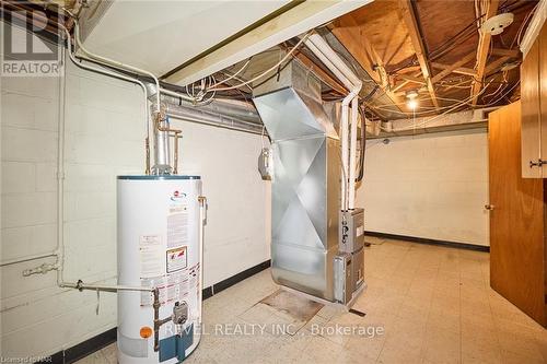 6361 Clare Crescent, Niagara Falls, ON - Indoor Photo Showing Basement