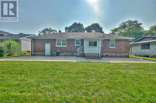 6361 Clare Crescent, Niagara Falls, ON - Outdoor