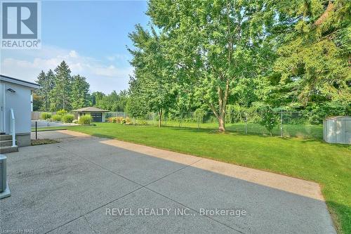 6361 Clare Crescent, Niagara Falls, ON - Outdoor