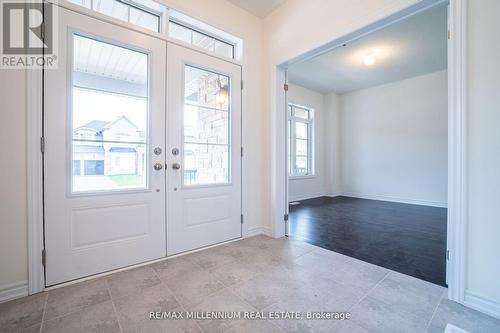 1640 Corsal Court, Innisfil, ON - Indoor Photo Showing Other Room