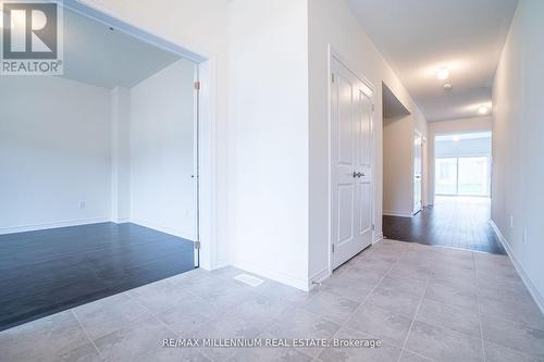 1640 Corsal Court, Innisfil, ON - Indoor Photo Showing Other Room