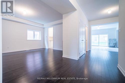 1640 Corsal Court, Innisfil, ON - Indoor Photo Showing Other Room