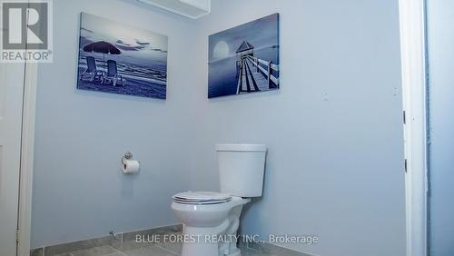 25172 Talbot Line, West Elgin (West Lorne), ON - Indoor Photo Showing Bathroom